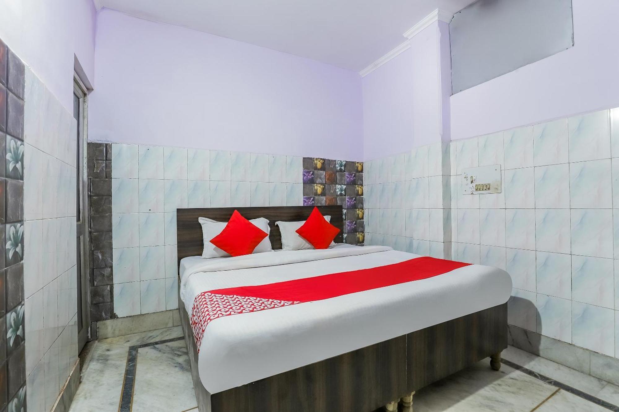 OYO Hotel 69486 Royal Palace Delhi  Exterior foto